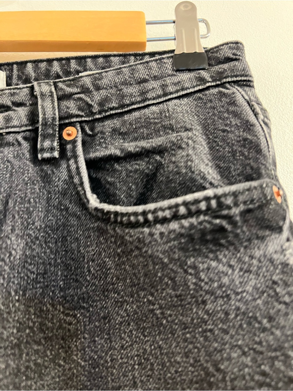 88. Zara High Rise Mom Fit Black Jeans - Picture 5 of 13